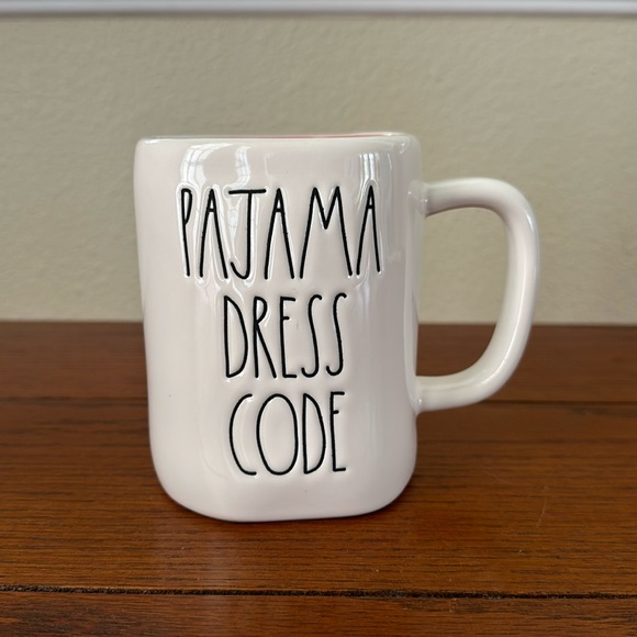 🚨YOU NEED THIS🚨 RAE DUNN CORAL INTERIOR PAJAMA DRESS CODE MUG NWOT - Picture 1 of 4